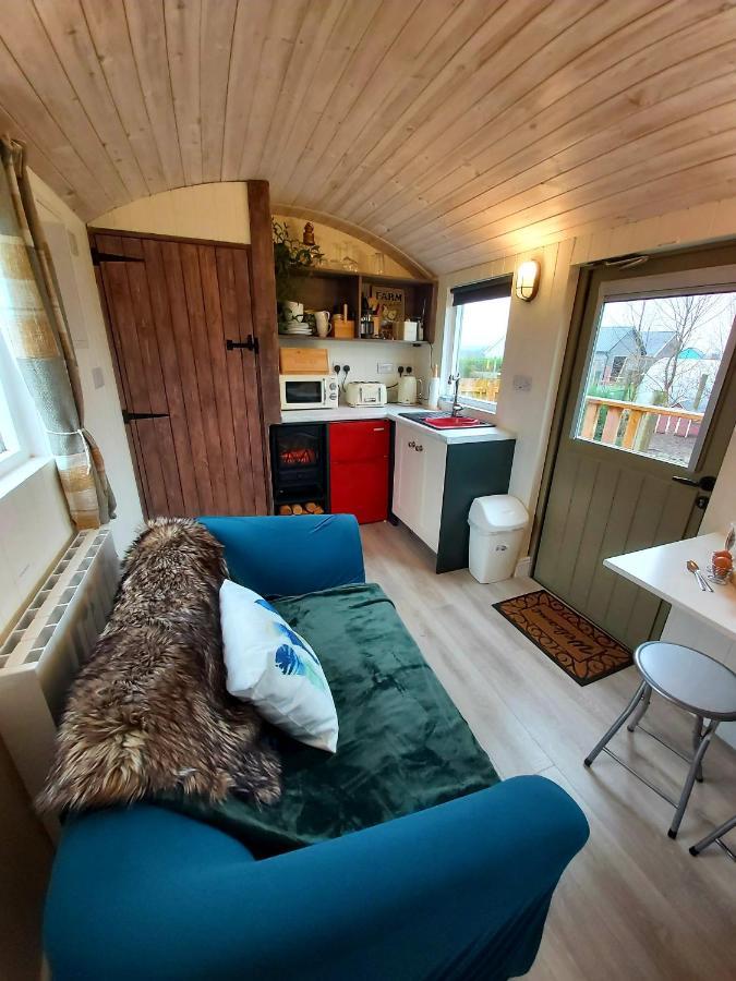 The Feathers Shepherds Hut Luxury tent